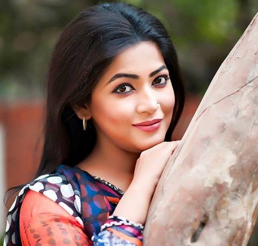 Azmeri-Haque-Badhon.