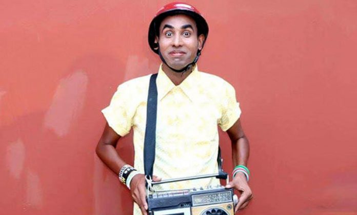 185902cikon-ali-20171102180800