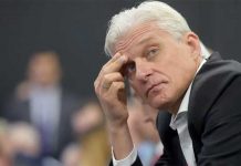 ইউক্রেন ইস্যু : নাগরিকত্ব ত্যাগ করেছেন রুশ কোটিপতি