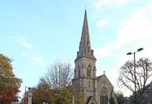 প্যারিসে বন্দুকধারীর হামলায় নিহত ২