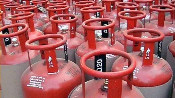 1007734-lpg-cylinders
