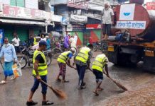রাজধানীর দুই সিটিতে কোরবানির বর্জ্য অপসারণ শুরু