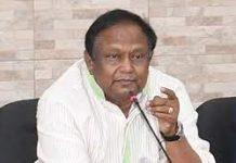 দেশে পেঁয়াজের কোনো ঘাটতি নেই : বাণিজ্যমন্ত্রী