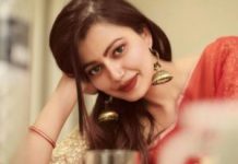 অশ্লীল দৃশ্যের জন্য শুধু পরিচালক নন, শিল্পীও দায়বদ্ধ : তানজিকা