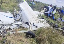 কেনিয়ায় মাঝ আকাশে দুই বিমানের সংঘর্ষ, অতঃপর…