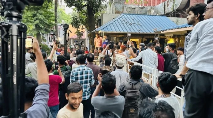 এফডিসিতে সাংবাদিকদের ওপর হামলা, যা বললেন ডিপজল