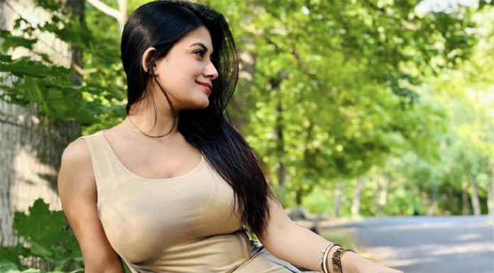 কাজলরেখার পর আরেক সিনেমায় মন্দিরা