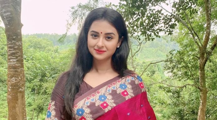 থানায় জিডি করলেন বুবলী