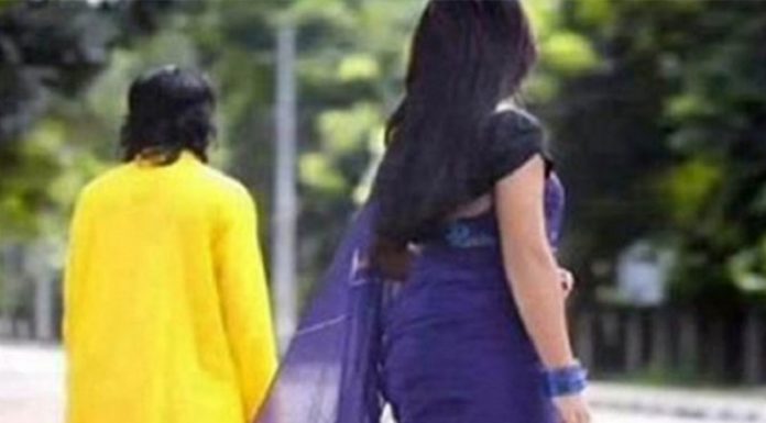 ‘নারীরা চাকরি করায় ডিভোর্স বাড়ছে’
