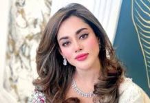 অনেকের পোস্টে এসে জিজ্ঞাসা করছেন ১৬ বছর কই ছিলা?