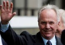 ক্যান্সারের কাছে হার মানলেন ইংল্যান্ডের সাবেক কোচ