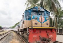 অনির্দিষ্টকালের জন্য সবধরনের ট্রেন চলাচল বন্ধ