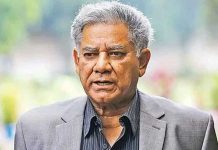 পুরাতন পোশাকে ফিরতে চান না পুলিশ: স্বরাষ্ট্র উপদেষ্টা