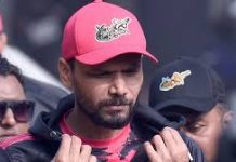 নিজ জেলার মানুষের বিরুদ্ধে বিচার চাইবেন না মাশরাফি