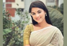 আল্লাহর কাছে শুকরিয়া আ.লীগ সরকারের পতন হয়েছে: সাদিয়া আয়মান