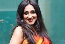 ‘তরী’ থেকে বাদ গেলেন ঋতুপর্ণা