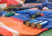 বাগেরহাটে আওয়ামী লীগ নেতার বাড়ি থেকে অস্ত্র ও গুলি উদ্ধার