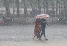 দুপুরের মধ্যে সারা দেশে বৃষ্টির আশঙ্কা