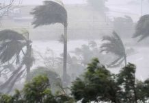 প্রবল বেগে এগিয়ে আসছে ‘দানা’, ভারি বর্ষণের আভাস