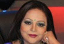 চিকিৎসার জন্য আবার সিঙ্গাপুরে সাবিনা ইয়াসমিন