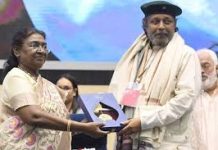 দাদা সাহেব ফালকে পুরস্কারে ভূষিত হলেন মিঠুন