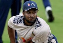 আমরা কারো নিরাপত্তা যেন হুমকির মুখে না ফেলি, সাকিব ইস্যুতে ক্রীড়া উপদেষ্টা