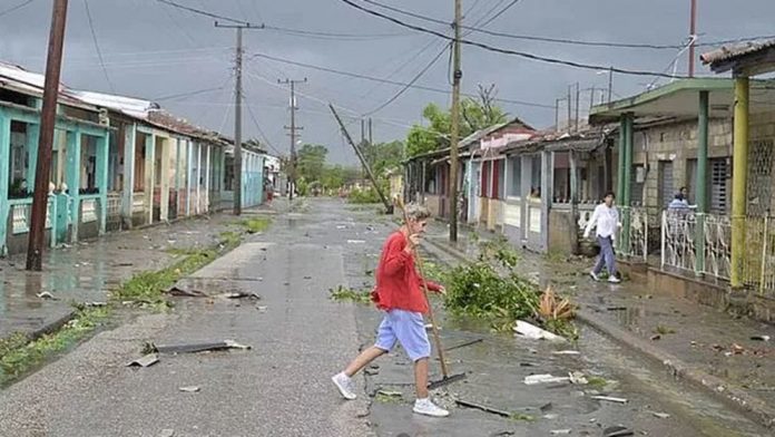 569899-672c2d95d3b19