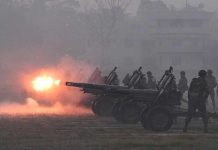 মহান বিজয় দিবস উপলক্ষে সেনাবাহীনীর গান স্যালুট