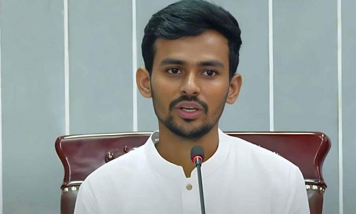 1735181954-e06d061a77a7bde916b8a91163029d41