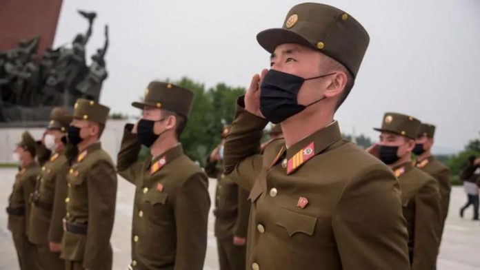 North-Korean-soldiers-67643c5b1adcf