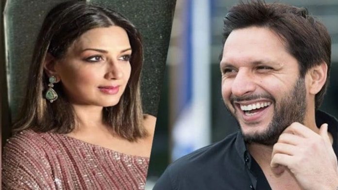 Shahid-Afridi-Sonali-Bendre-67547db8159bd
