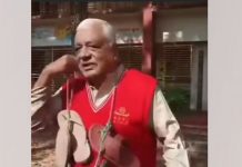 কৃষকলীগ নেতা মুক্তিযোদ্ধার গলায় জুতার মালা: ভিডিও ভাইরাল