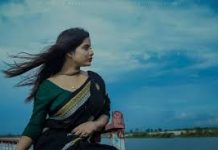 গানের ‘মডেল’ সিঁথির অভিষেক