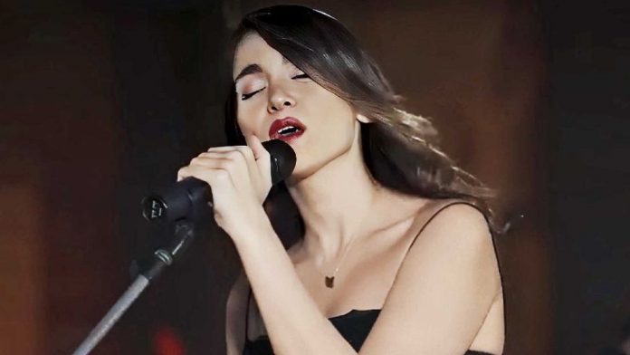 irani-singer-hijab-controversy-675da49b06f44