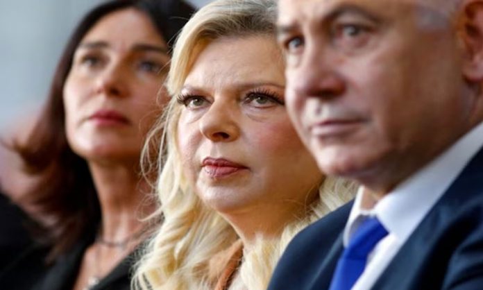 1738569835-e06d061a77a7bde916b8a91163029d41