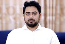 সম্পদের হিসাব দিলেন নাহিদ ইসলাম