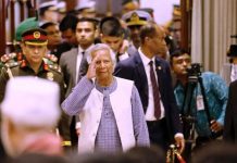 সংকট ষড়যন্ত্র পিছু ছাড়ছে না ইউনূস সরকারের