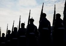 যুক্তরাষ্ট্রের ভরসায় না থেকে নিজেদের নিরাপত্তা নিয়ে ভাবছে ইইউ