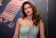 বলিউডে নাম লেখালেন নুসরাত