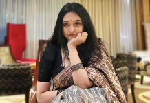 আমি ‘সুগার মাম্মি’ হওয়ার যোগ্য : পারশা মেহজাবীন