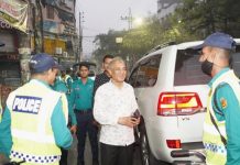 ভোরে স্বরাষ্ট্র উপদেষ্টার আকস্মিক থানা পরিদর্শন