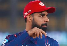 পিএসএলে অনন্য কীর্তি শাদাব খানের