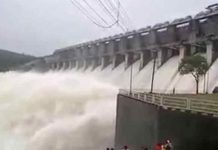 নদীভাঙনে উদ্বাস্তু কোটি মানুষ