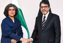 পাকিস্তানের কাছে স্বাধীনতাপূর্বের পাওনা ৪.৫২ বিলিয়ন ডলার চাইল বাংলাদেশ