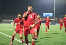 বৈরী আবহাওয়ায় ঢাকায় অবতরণ করতে পারেনি অনূর্ধ্ব-১৯ দলের ফ্লাইট
