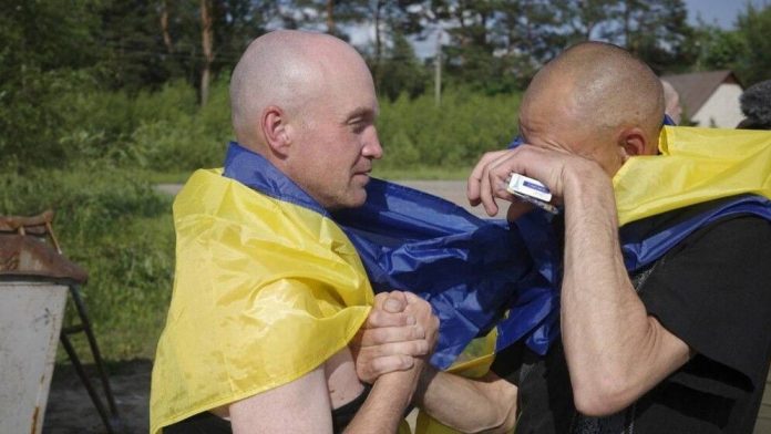 ezgif-44d216a072117d-6848f0a886df8