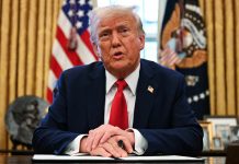 ওয়াল স্ট্রিট জার্নাল ও রুপার্ট মারডকের বিরুদ্ধে ট্রাম্পের মামলা