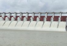 বিপৎসীমা পার, ছেড়ে দেওয়া হচ্ছে কাপ্তাই হ্রদের পানি