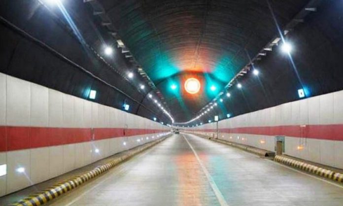 1758704695-63f9d0e95ffd8402c1f683365df54734