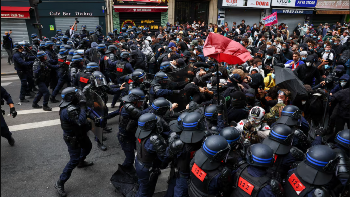 ezgif-2dfd8adbec56da-68c1ace1d423f